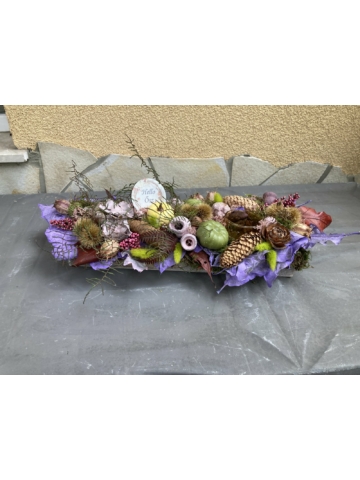 Ősz fatáblácskával - tartós asztaldísz növényi részekkel díszítve