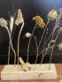 Kép 2/2 - Gondozásmentes dísz valódi virágokból, madárkával