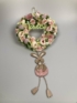 Kép 1/4 - Pasztell virágözön Pinka Nyusszanccsal síkalapos kopogtató 