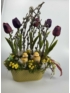 Kép 1/4 - Kacsatanya - bordó és lila tulipános, tollas kacsababás tavaszi tartós asztaldísz 