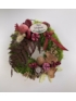 Kép 1/4 - Szerény Emlékezés - termésekkel s egyéb növényi részekkel díszített, selyemszalagos, fafeliratos mohakoszorú 