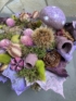 Kép 3/4 - Bíborka - élénk színvilágú őszi bőségláda gombászó manóval, tartós asztaldísz növényi részekkel gazdagon díszítve