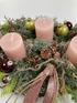 Kép 2/4 - Rosegoldie - rózsaszín tuskó gyertyás, 50 cm hosszú, szem formájú adventi asztaldísz 